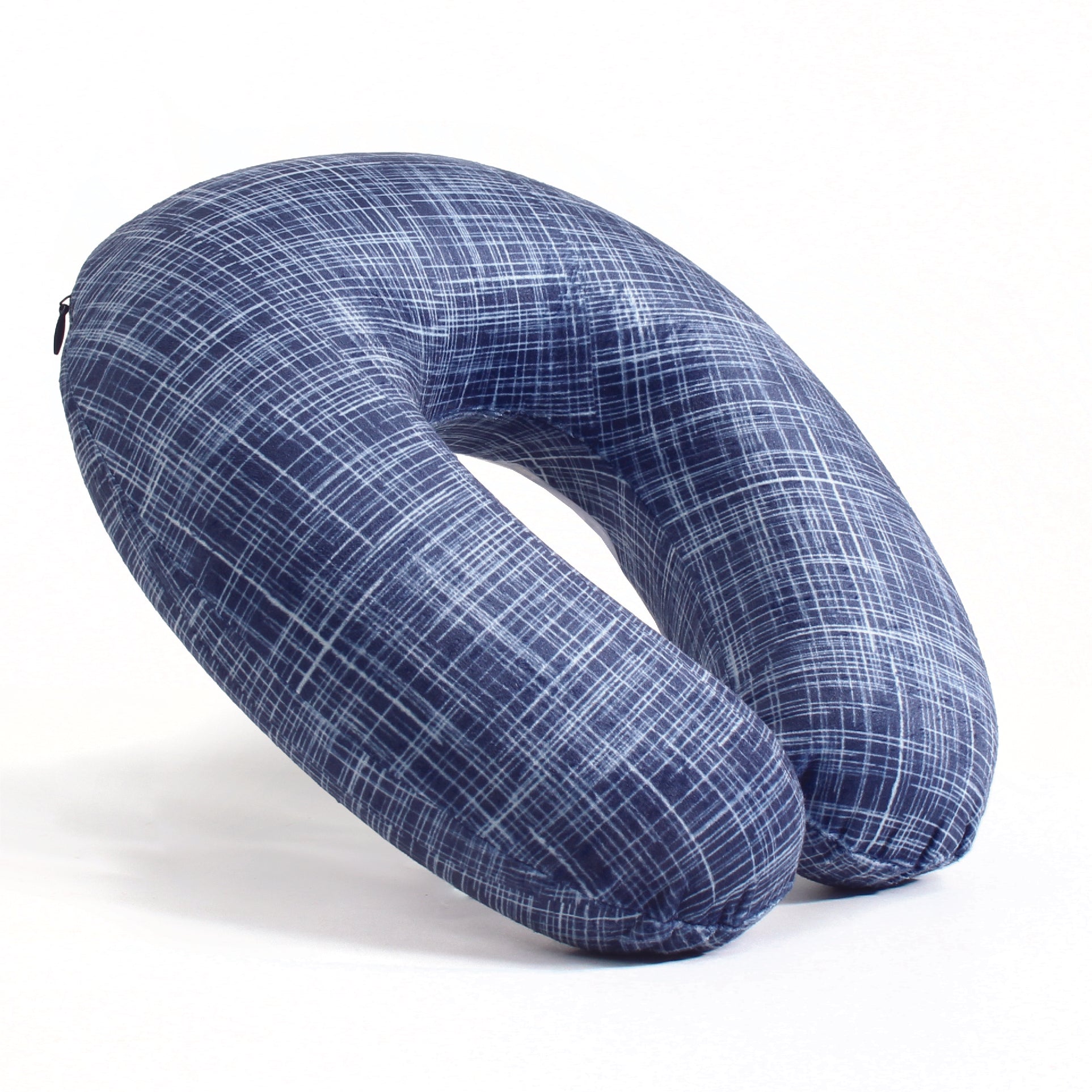 Side view of the Memory Foam Travel Neck Pillow in Navy Hatch, which is made of ultra-soft navy, blue, and white cross-hatch fabric.